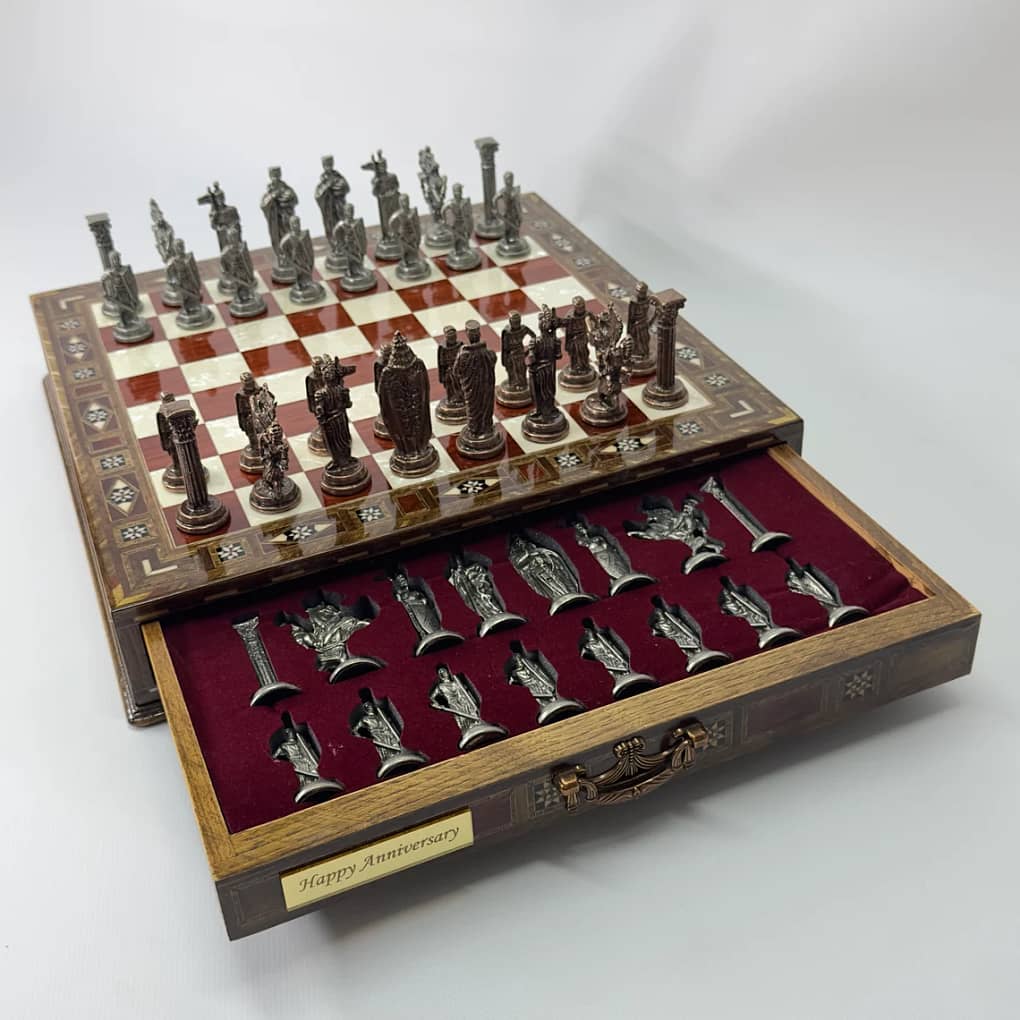 هدايا فخمة للرجال - لوحة شطرنج مخصصة مصنوع يدويًا