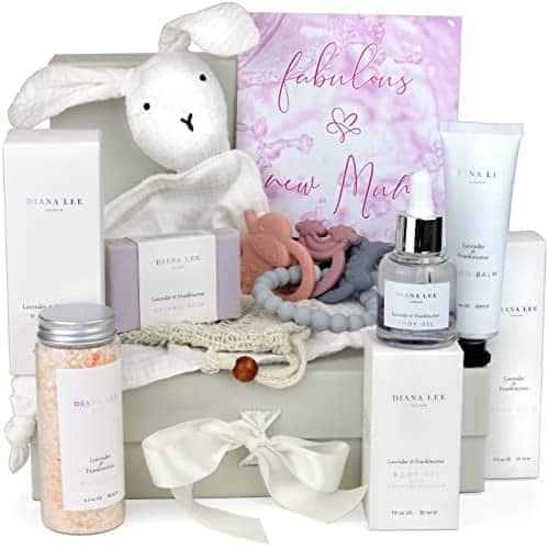 New Mom Gift Basket - 9 Luxury Baby Shower Gifts for mom to be and Baby Essentials for Newborn. Post partum self Care Package for Pregnant Women with New mom Gifts for Women and Gifts for Babies.