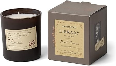 شمعة الصويا المعطرة مع اقتباس مارك توين
افكار هدايا لأمناء المكتبات
