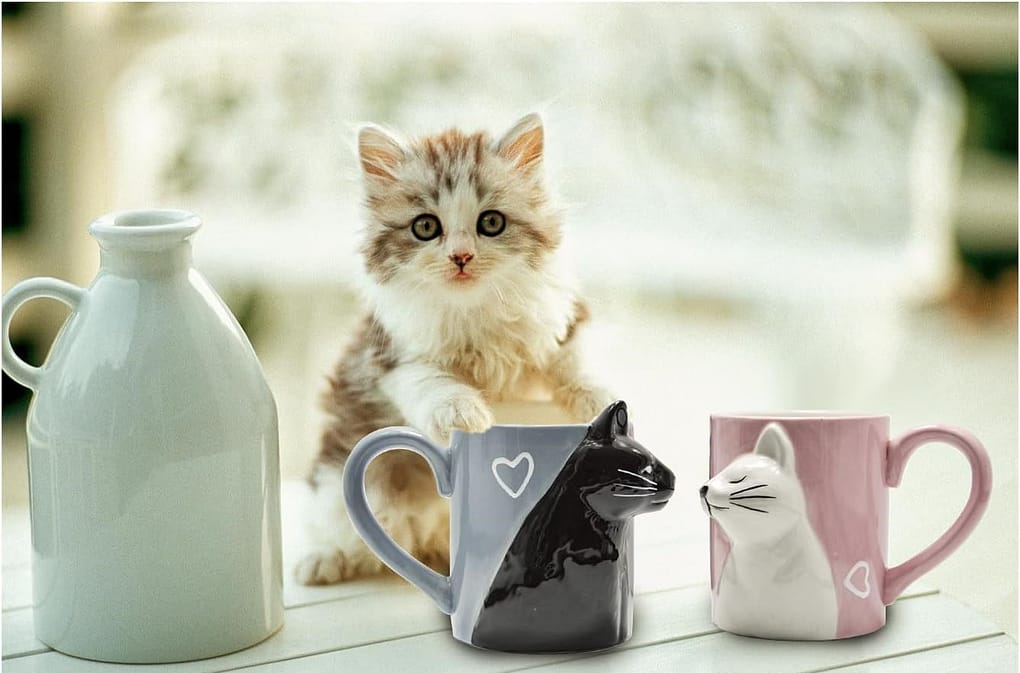 هدايا رومانسية للزوجة - طقم اكواب قهوة بتصميم قبلة قطة
